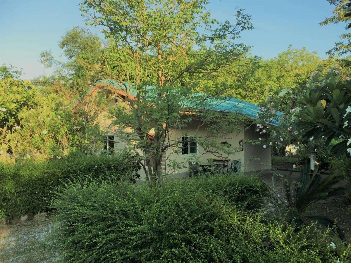 Eidi Homestay Nong Kung Si Esterno foto