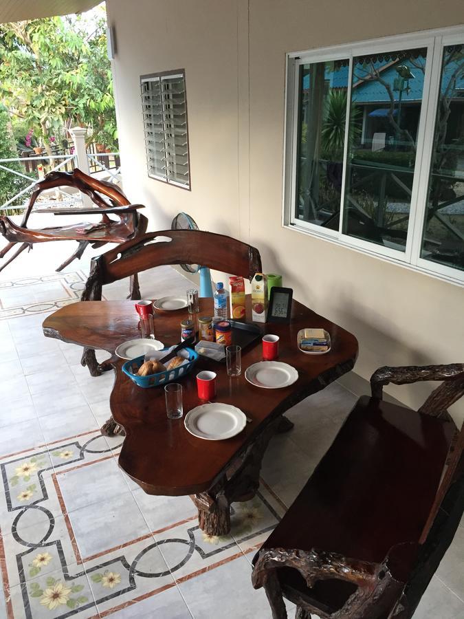 Eidi Homestay Nong Kung Si Esterno foto